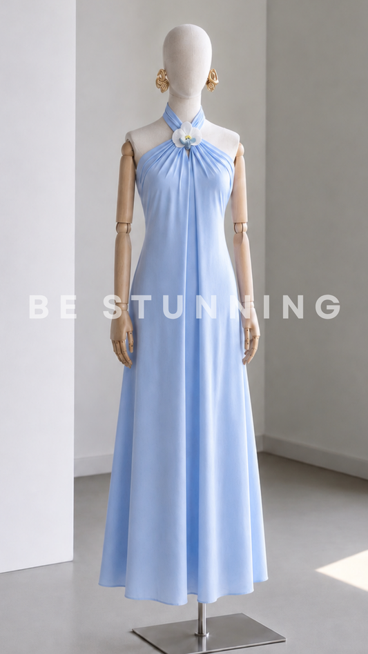 Vestido Maxi Celeste Halter con Flor